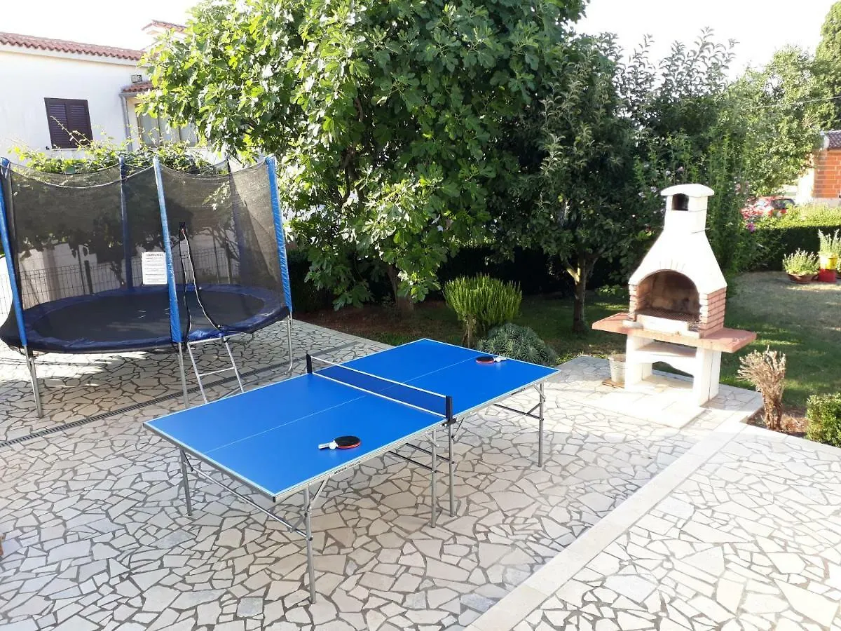 Valtura Kuca Za Odmor - Apartman Vito